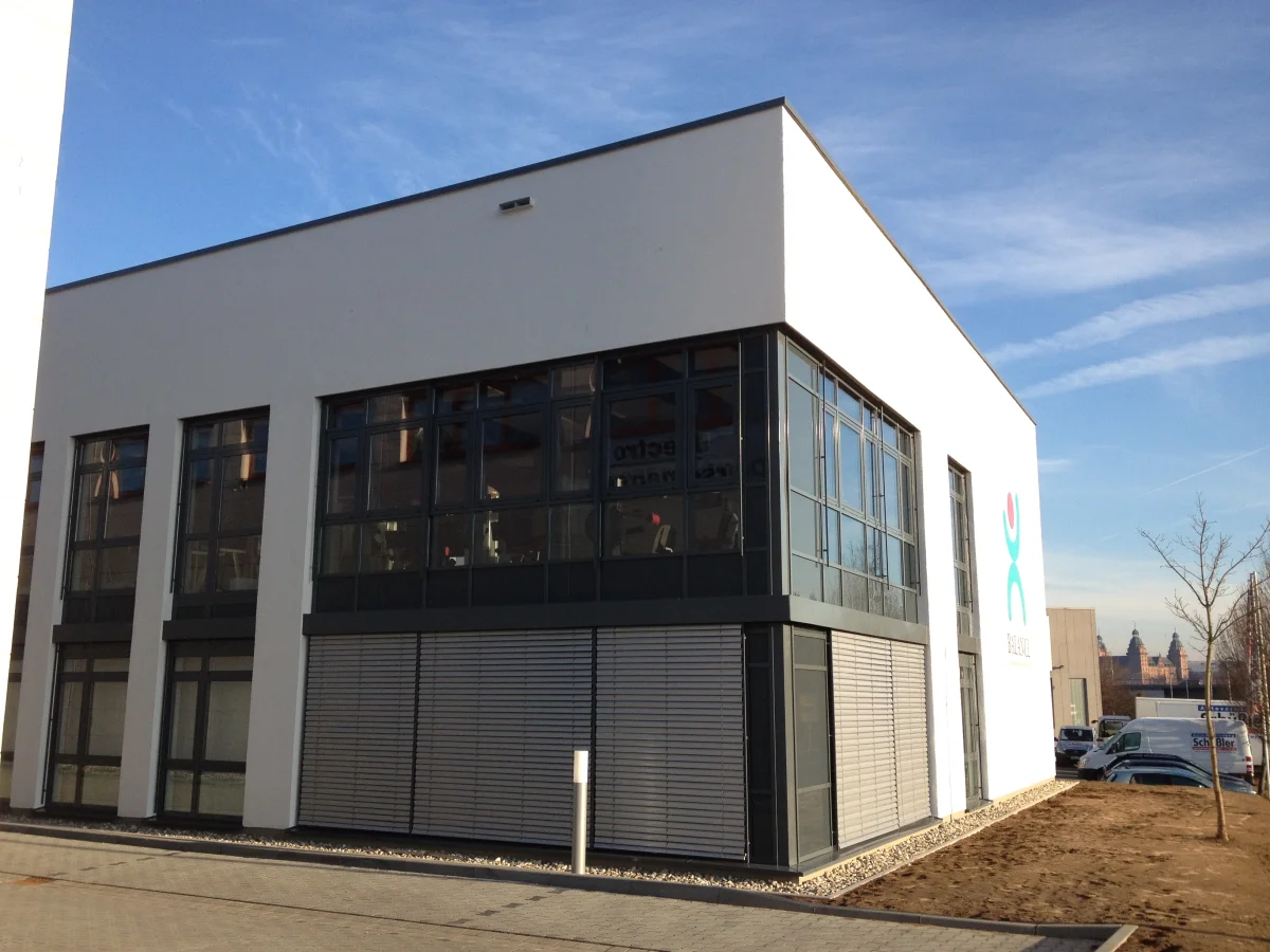 Neubau eines Fitnesszentrums mit Physiotherapiepraxis - Balance Aschaffenburg GbR