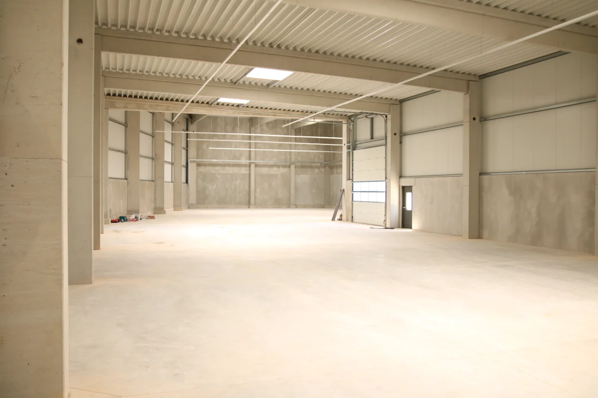 Neubau einer Lagerhalle mit Krananlage - Breitfort Druckguss GmbH & Co. KG