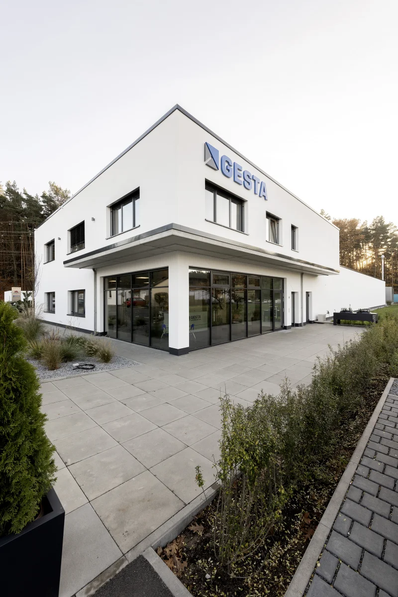 Büro- & Produktion Gebäude - Brett Einrichtung GmbH