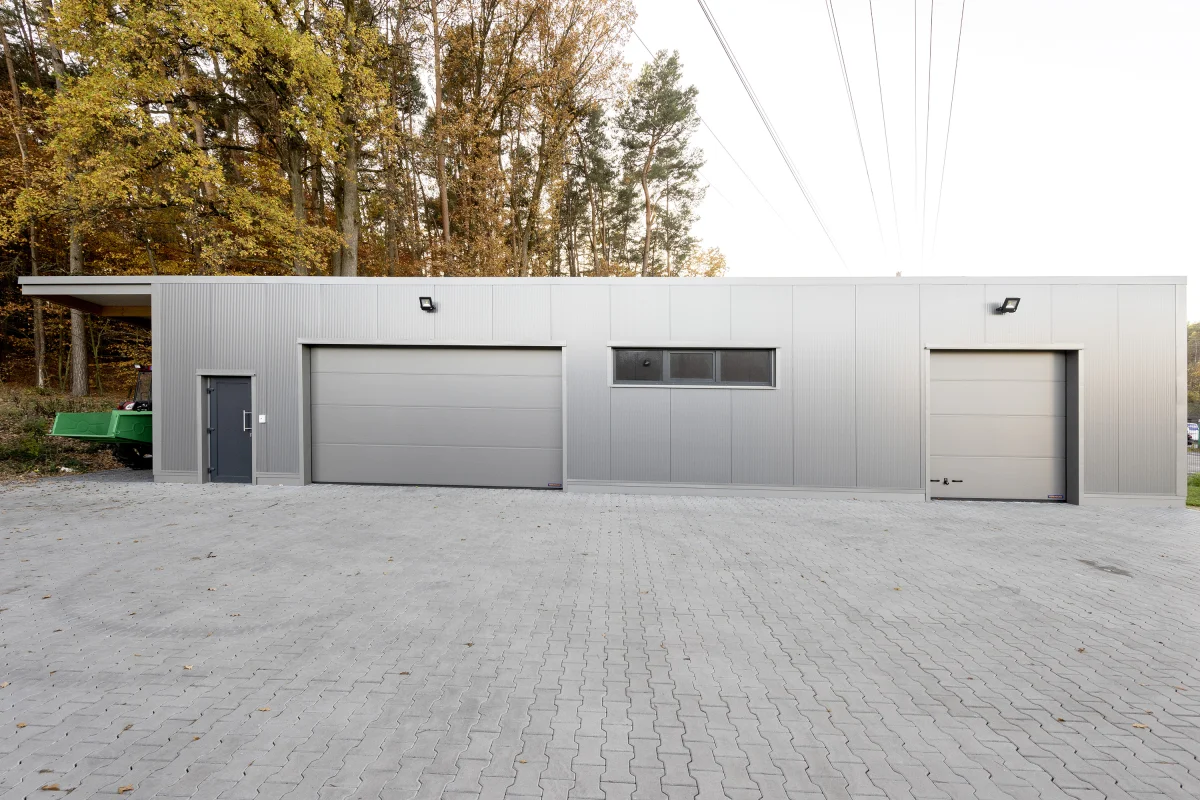 Büro- & Produktion Gebäude - Brett Einrichtung GmbH