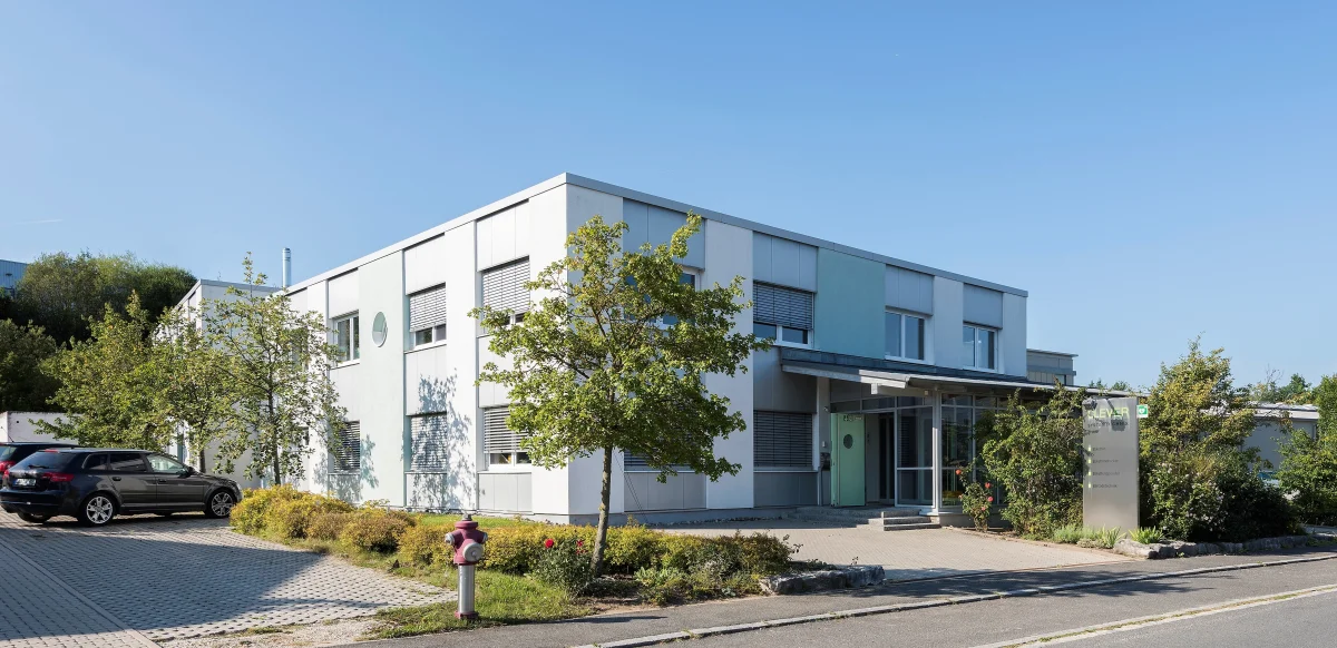 Neubau und Erweiterungsbau von Bürogebäude und Produktionshalle - CLEVER Systemtechnik GmbH