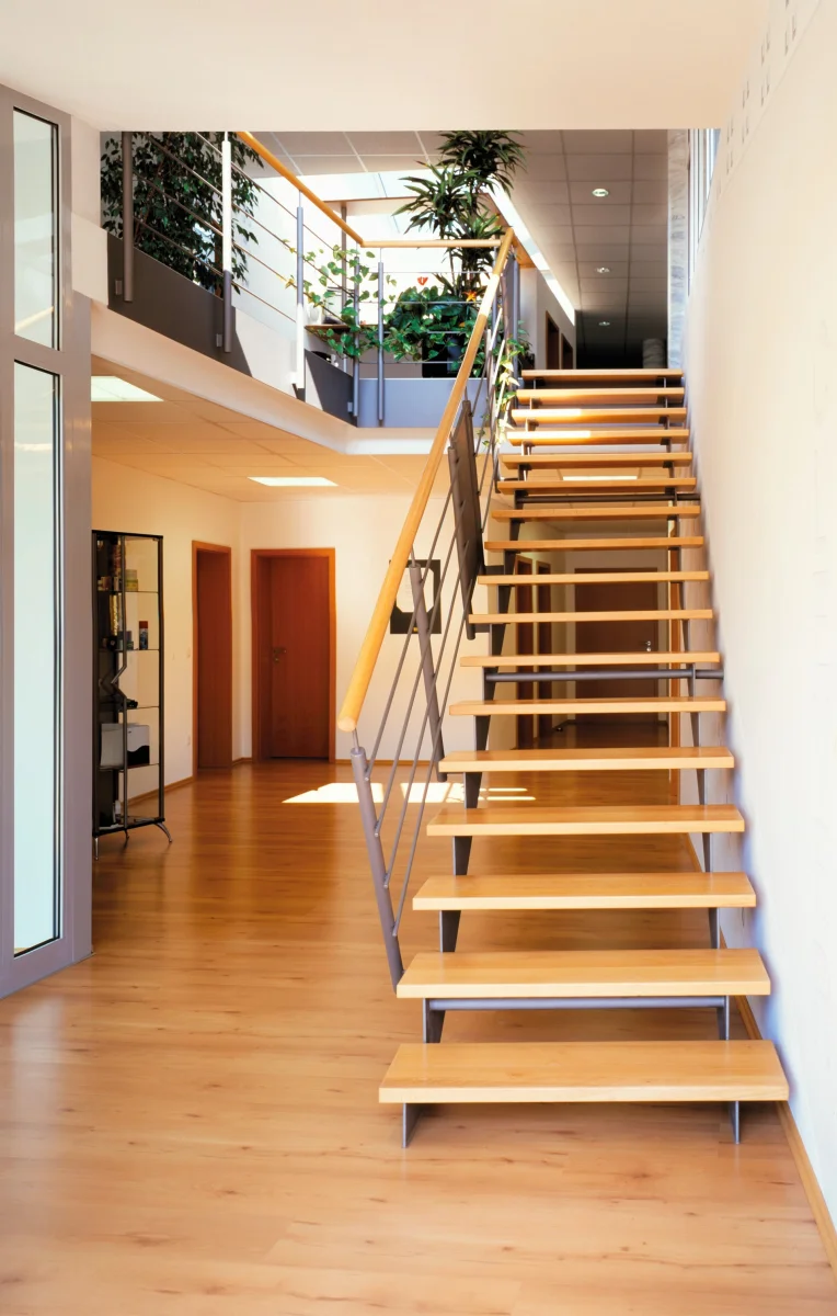 Neubau und Erweiterungsbau von Bürogebäude und Produktionshalle - CLEVER Systemtechnik GmbH