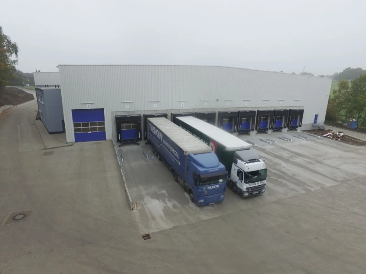 Logistikzentrum mit Verwaltungs- & Sozialtrakt - Gebr. Taskin Logistics GmbH