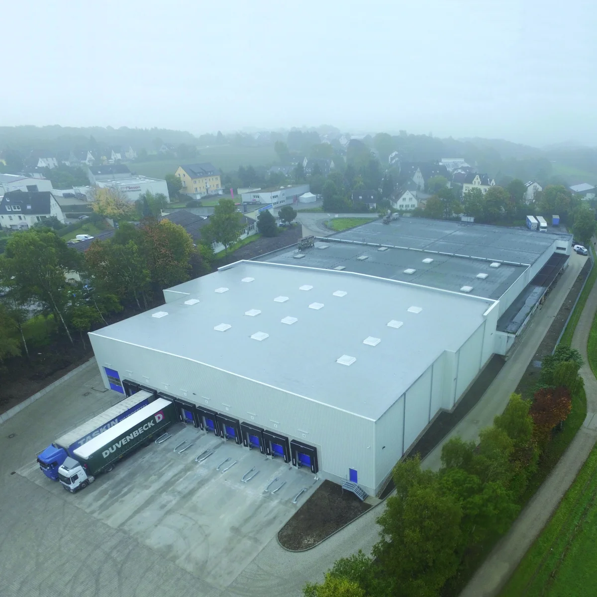 Logistikzentrum mit Verwaltungs- & Sozialtrakt - Gebr. Taskin Logistics GmbH