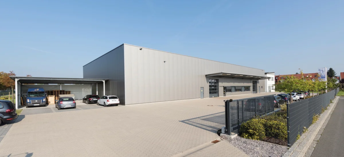 Neubau eines Produktionsgebäudes mit Verwaltung - Ernst Jugard GmbH & Co. KG