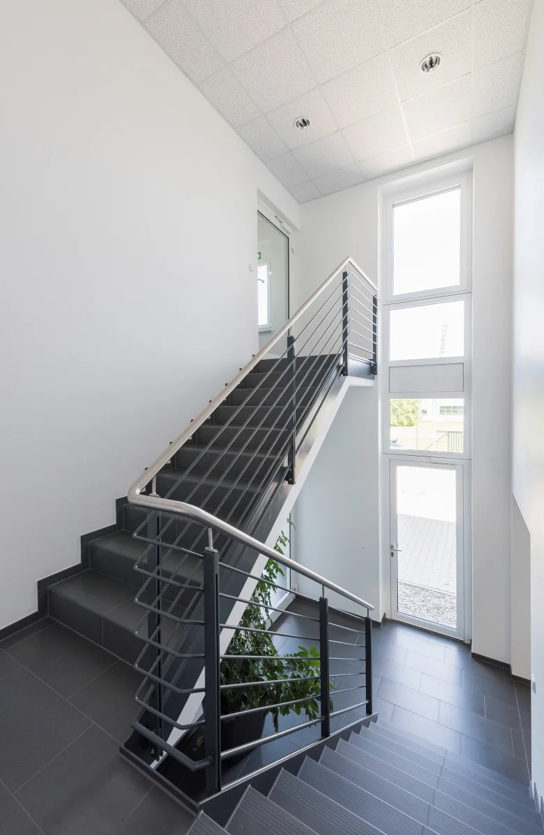 Neubau eines Produktionsgebäudes mit Verwaltung - Ernst Jugard GmbH & Co. KG