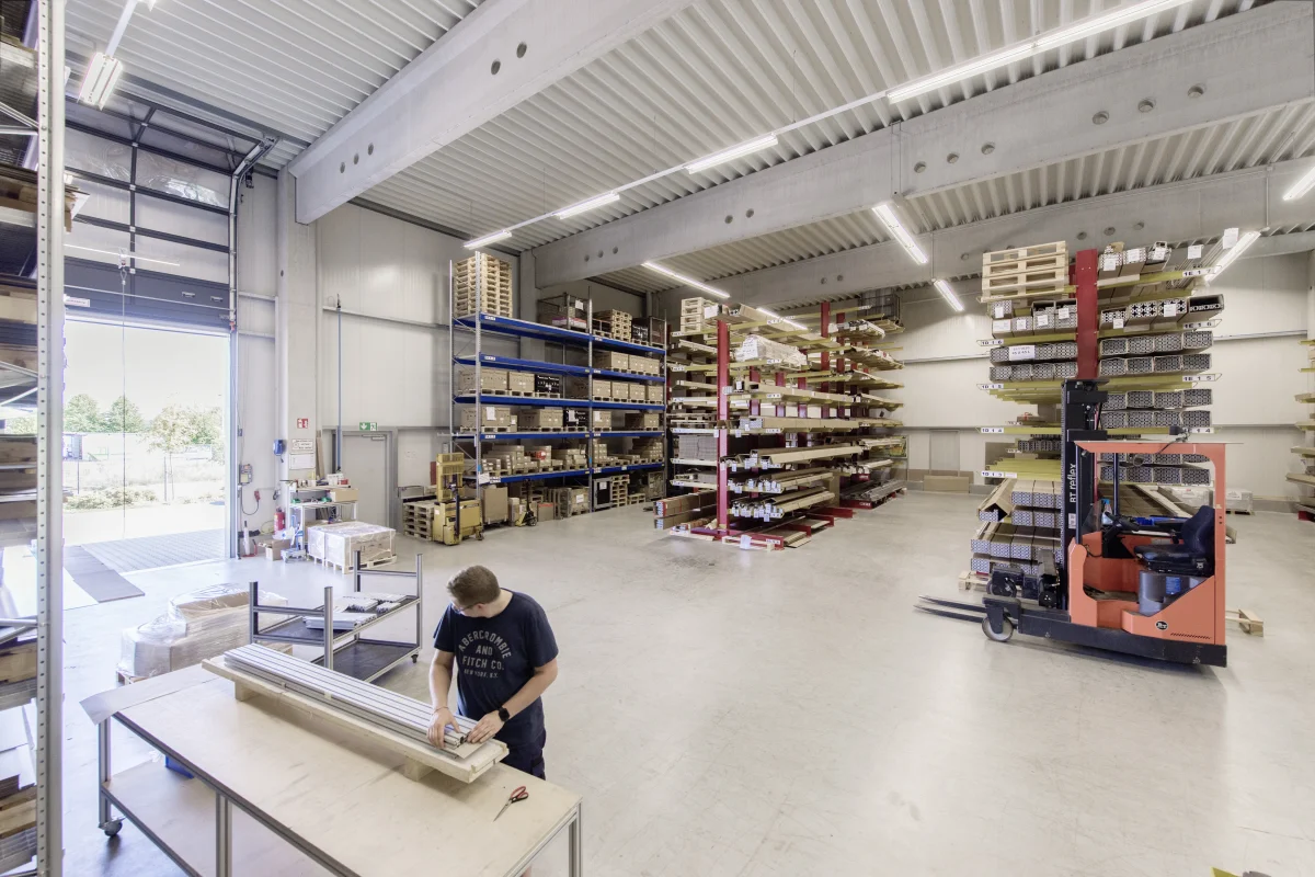 Neubau eines Produktionsgebäudes mit Verwaltung - Ernst Jugard GmbH & Co. KG