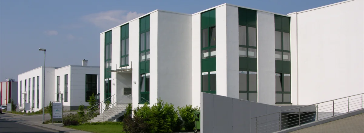 Verwaltung und Produktionshalle - Kurtsiefer Immobilien GmbH