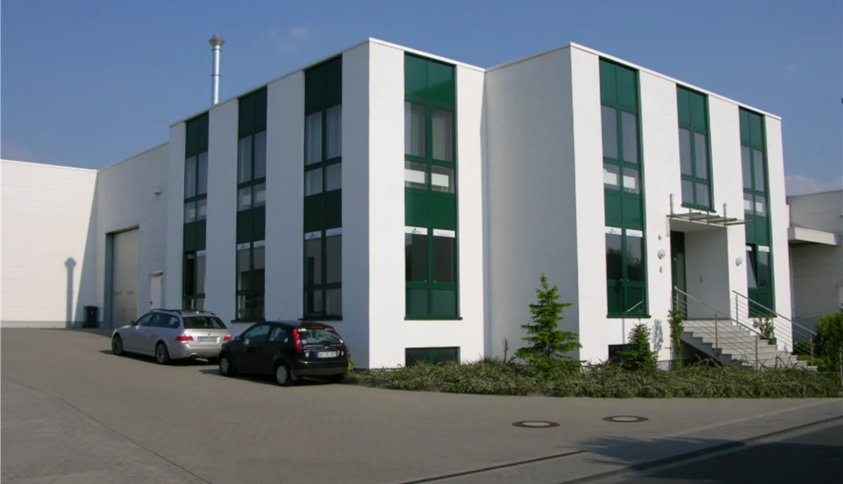 Verwaltung und Produktionshalle - Kurtsiefer Immobilien GmbH