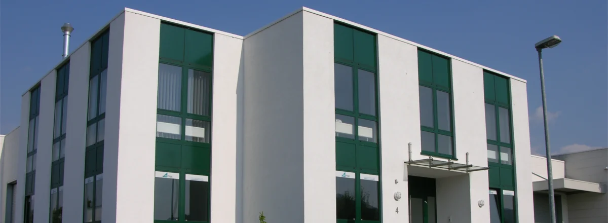 Verwaltung und Produktionshalle - Kurtsiefer Immobilien GmbH