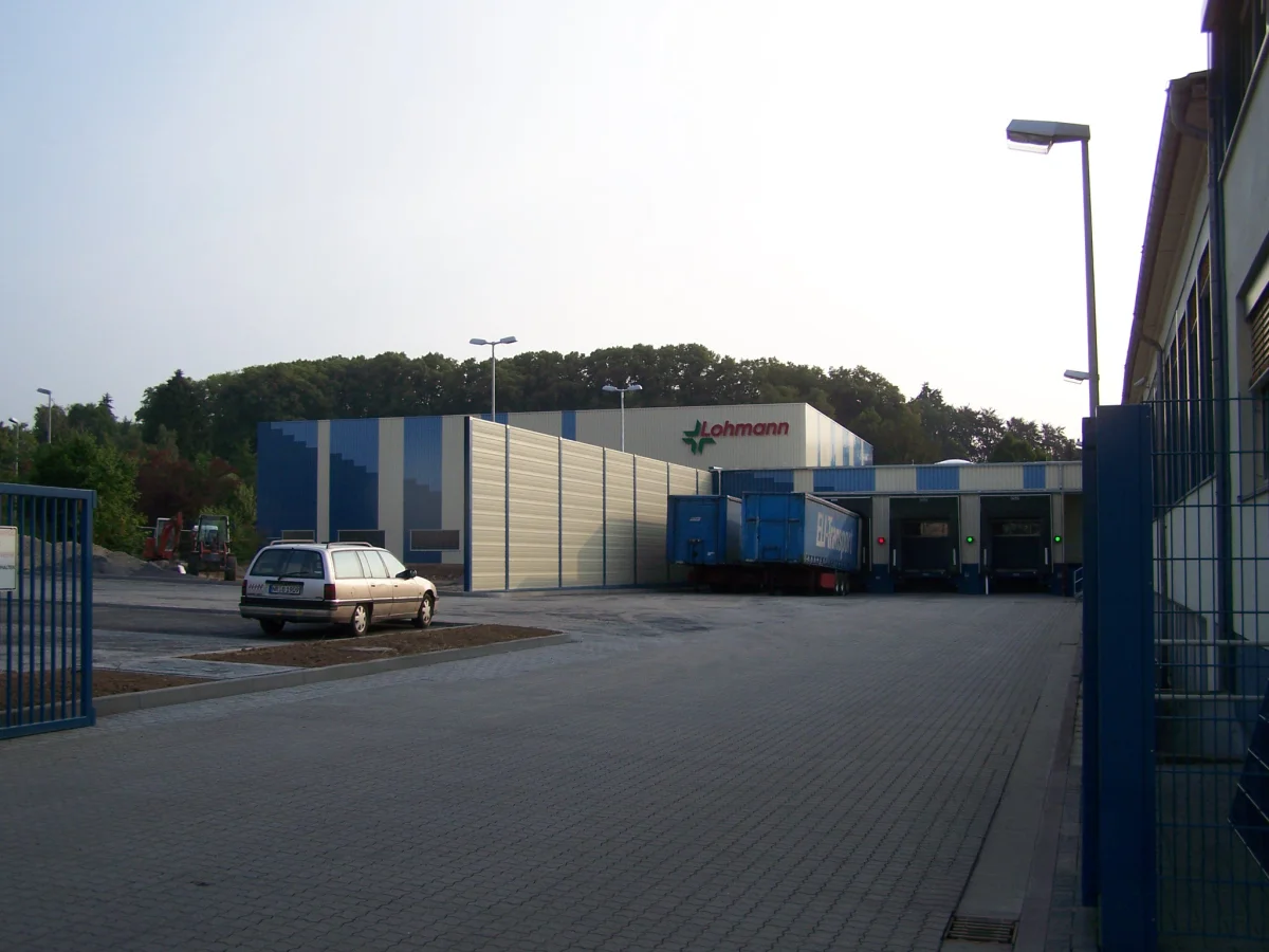 Gefahrstofflager und Erweiterungsbauten - Lohmann GmbH & Co. KG