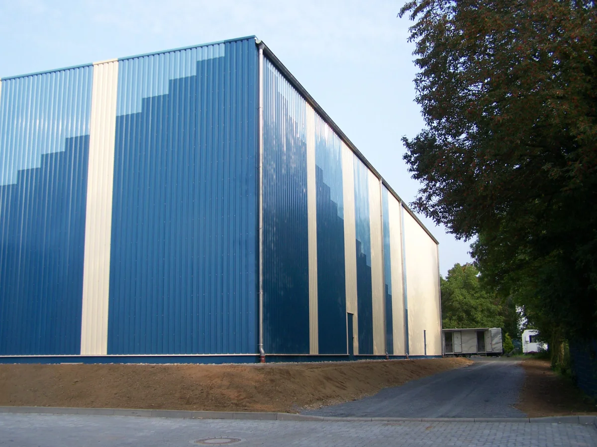 Gefahrstofflager und Erweiterungsbauten - Lohmann GmbH & Co. KG