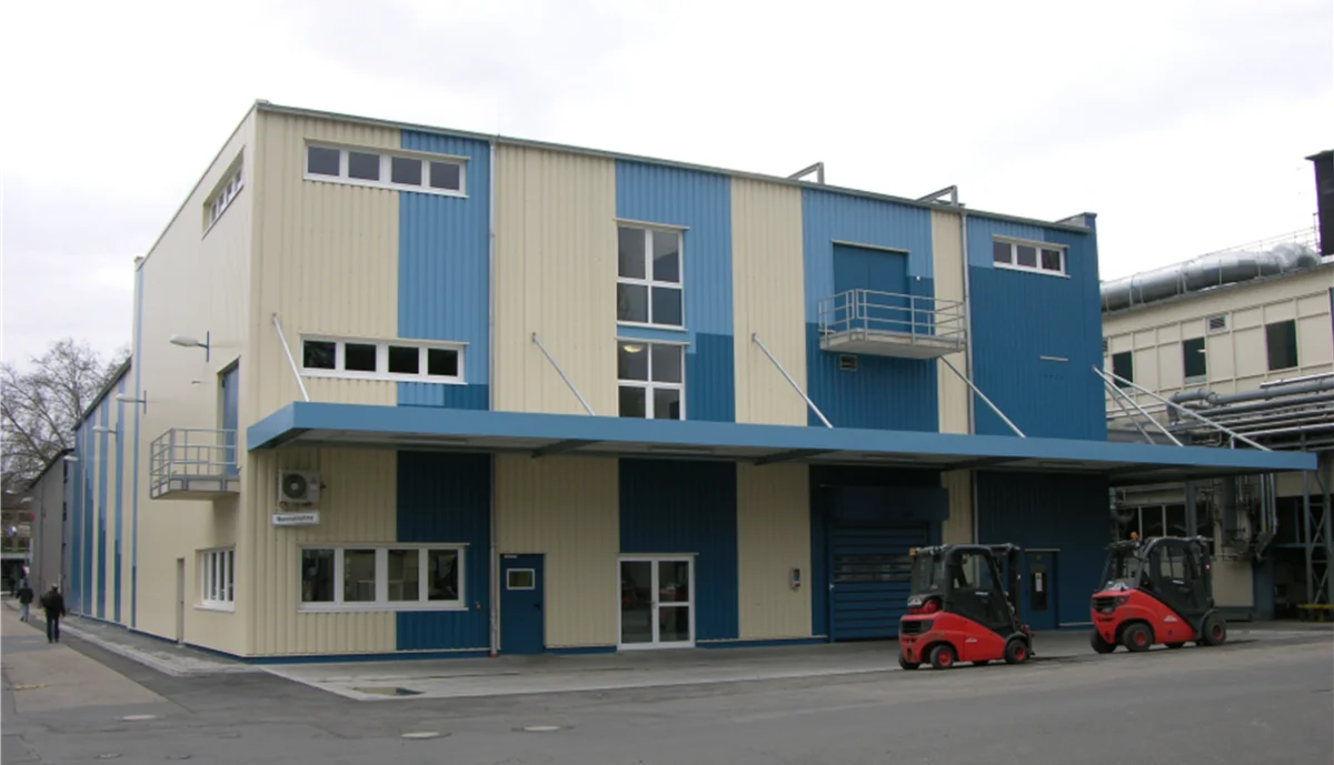 Gefahrstofflager und Erweiterungsbauten - Lohmann GmbH & Co. KG
