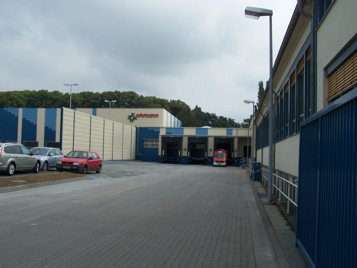Gefahrstofflager und Erweiterungsbauten - Lohmann GmbH & Co. KG