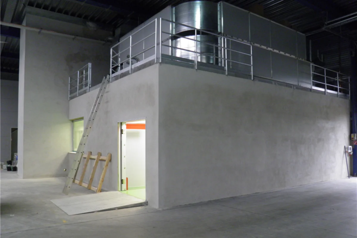 Lagerflächen auf zwei Ebenen - MediPac GmbH