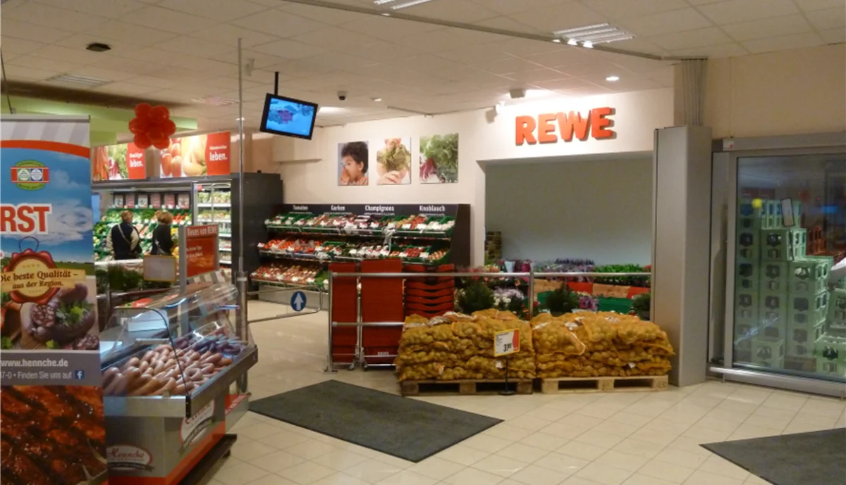 Errichtung und Modernisierung eines Einkaufsmarktes - Rewe Weller OHG