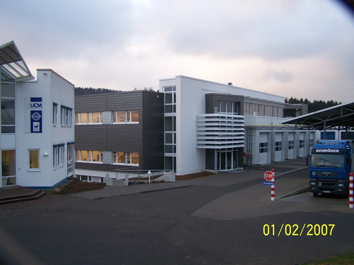 Multifunktionsgebäude mit Lager-, Produktions- und Laborbereichen - URSA-Chemie GmbH