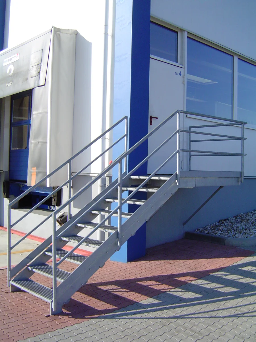 Logistikcenter - URSA-Chemie GmbH