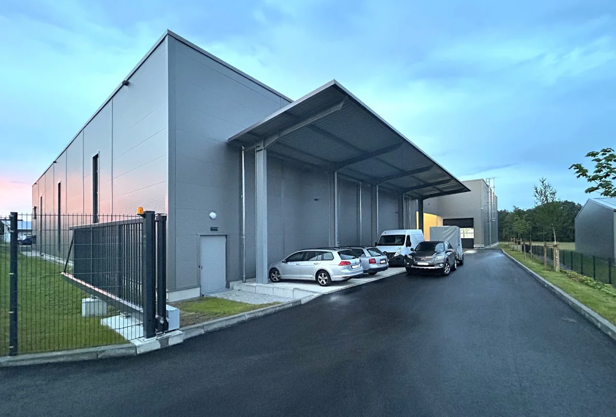 Neubau einer Produktionshalle mit Verwaltung - ZMT Automotive GmbH & Co. KG